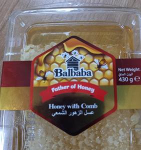 live honey on sale in retail shops